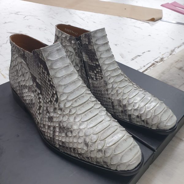 Luxury Grey Python Leather Shoes 02