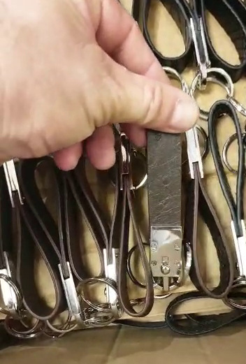 bulk leather keyholder 05
