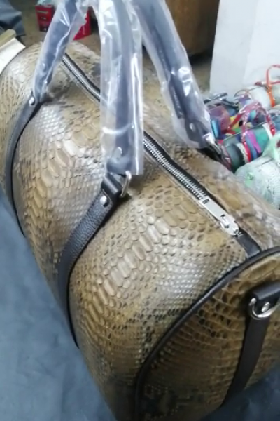 python bag luggage 04