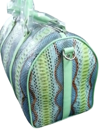 green python travel bag 05